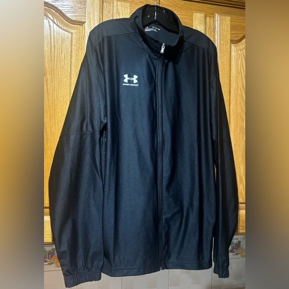 Under Armour Men's Black Fitted Windbreaker Track Jacket Size 2XL EUC - Picture 2 of 7